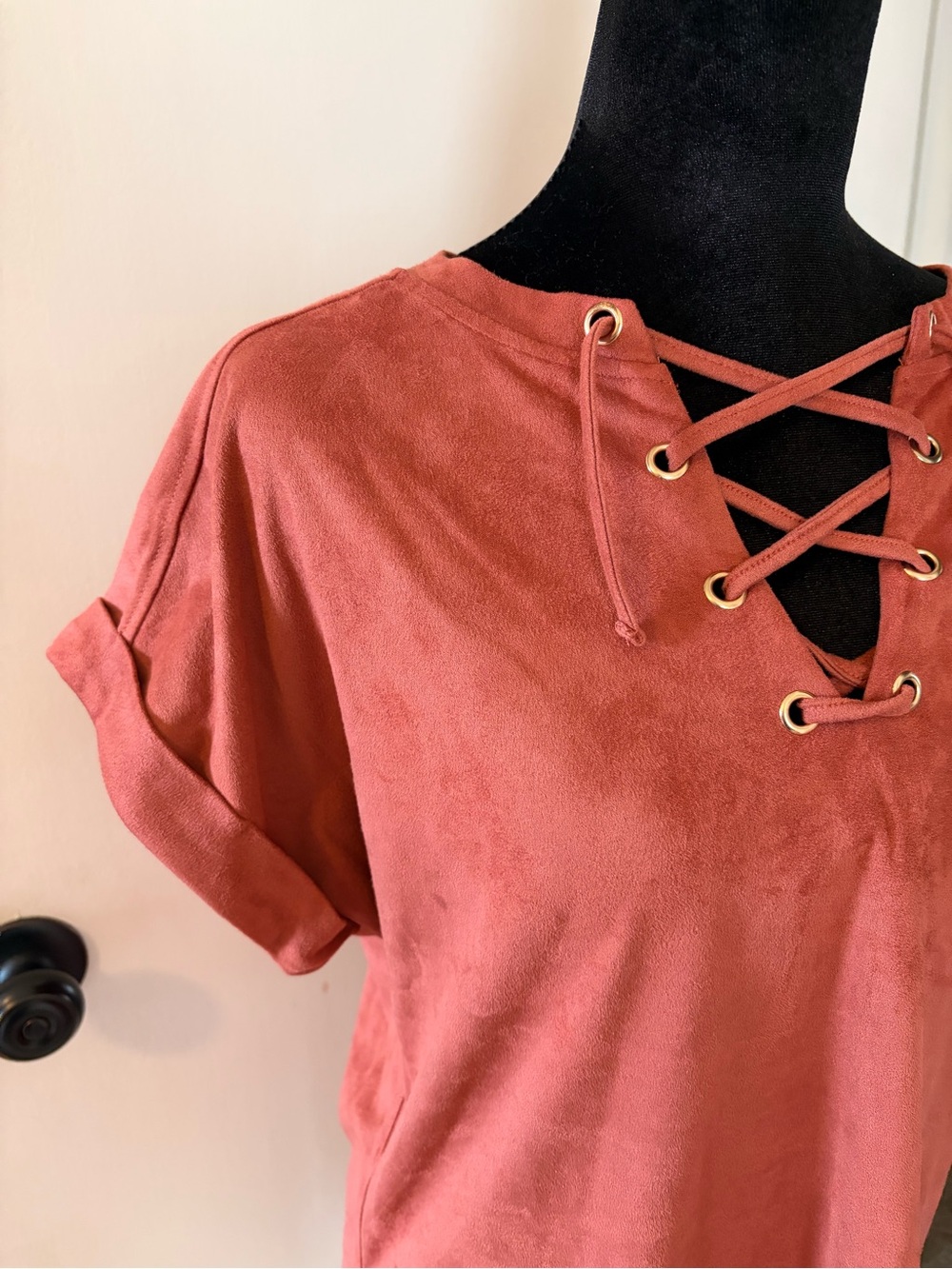 Cupio Faux Suede Lace Up V Neck Medium - Picture 4 of 4